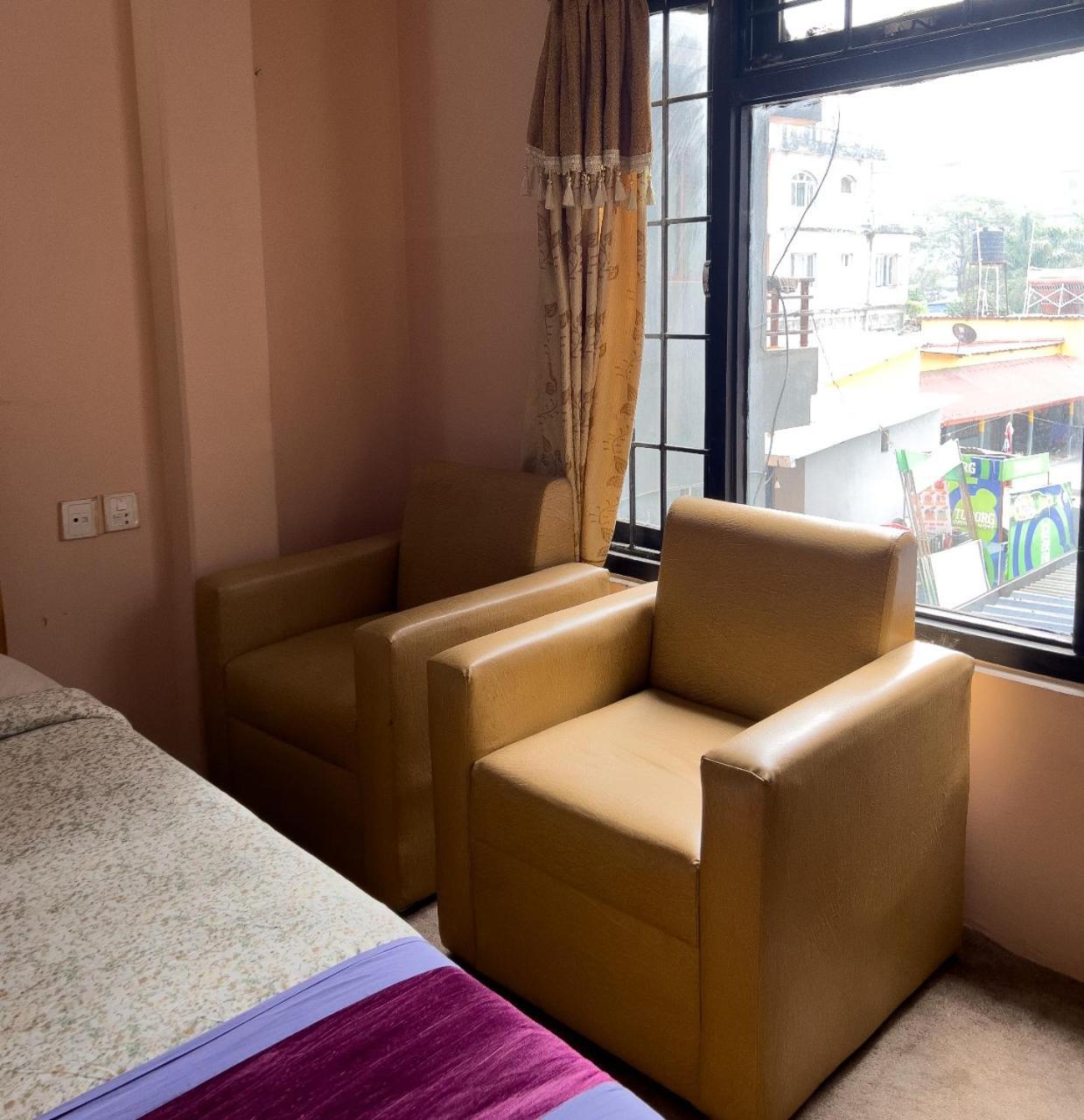 Hotel Lake N Yeti Pokhara Luaran gambar